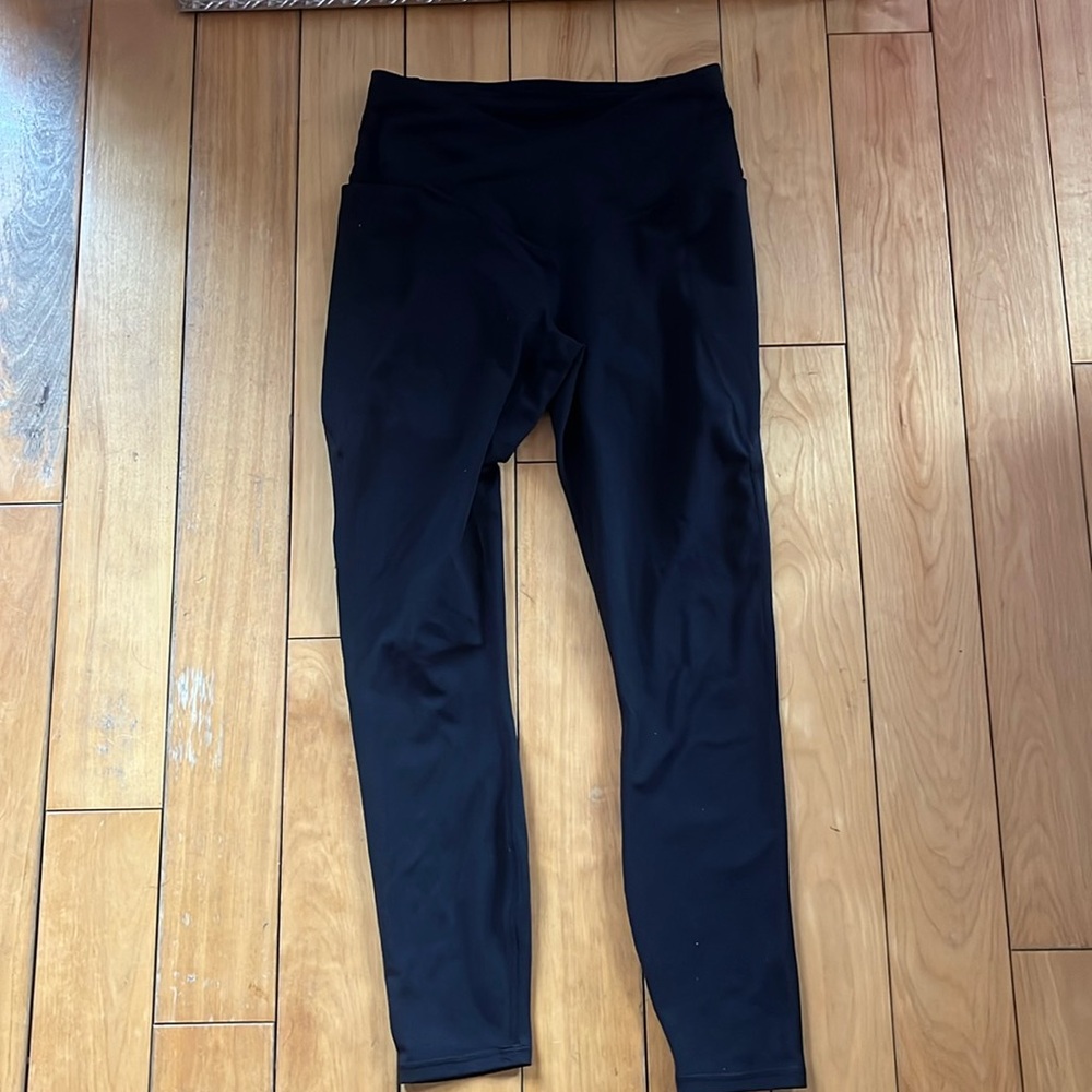 Black crossover leggings